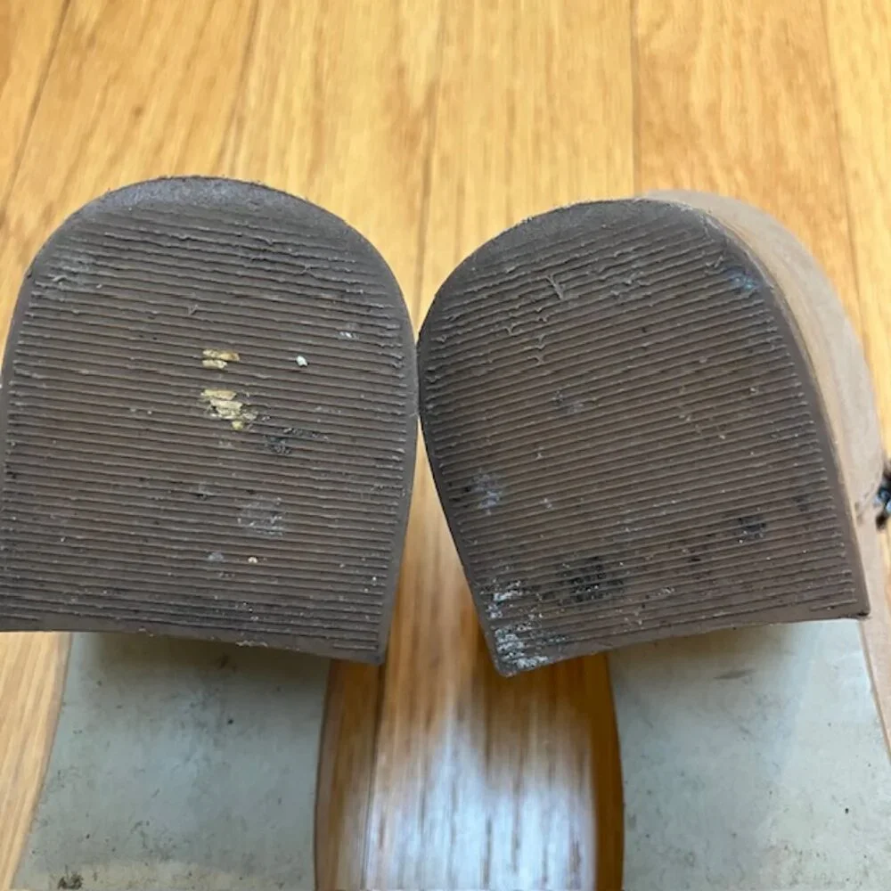 Steve Madden Irenee Block Heel nubuck Sandal in Tan size 6
